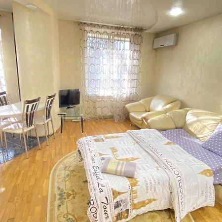 Ultracentral Apartment Puskin Street Chisinau Exterior foto